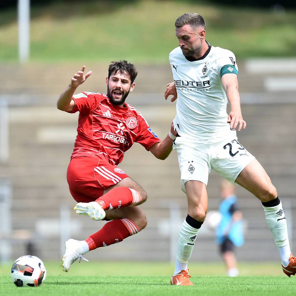 1:1 zum Regionalliga-Auftakt: Bindemann rettet Fortunas U23 einen Last-Minute-Punkt in Mönchengladbach