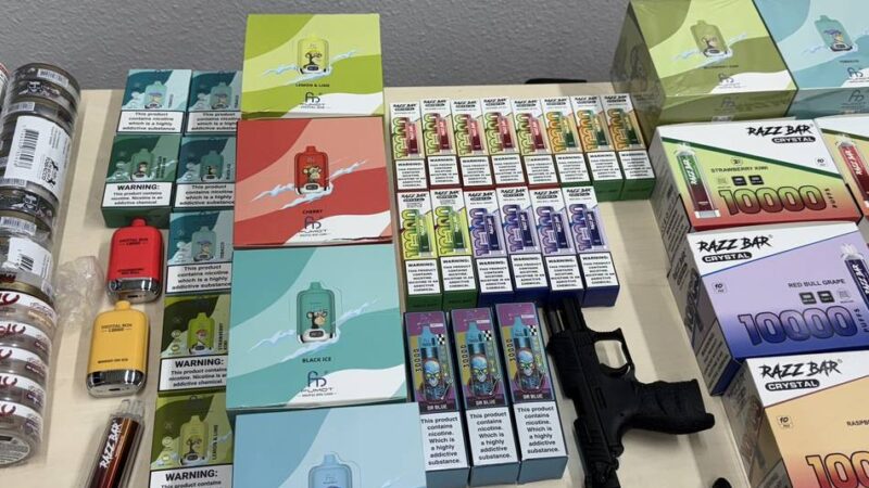 Razzia in Düsseldorf: Illegale E-Zigaretten im Wert von 100.000 Euro in Büdchen entdeckt