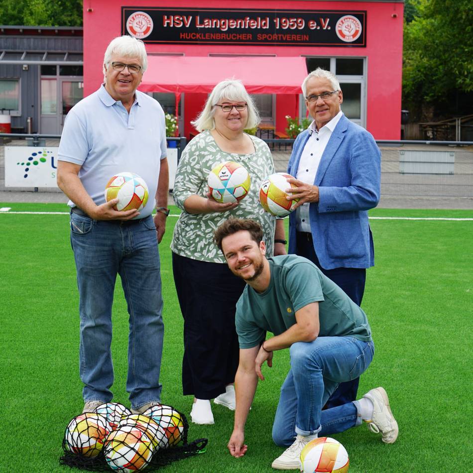 Vereine in Langenfeld: Sanierung der Spielfelder von HSV und SSV abgeschlossen