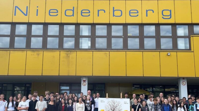 Realschule Heiligenhaus und Berufskolleg Niederberg: Zwei Schulen feiern dauerhafte Zusammenarbeit