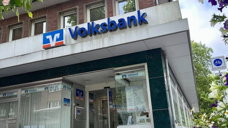Mehrere Standorte betroffen: Volksbank-Filiale in der Grevenbroicher Innenstadt schließt