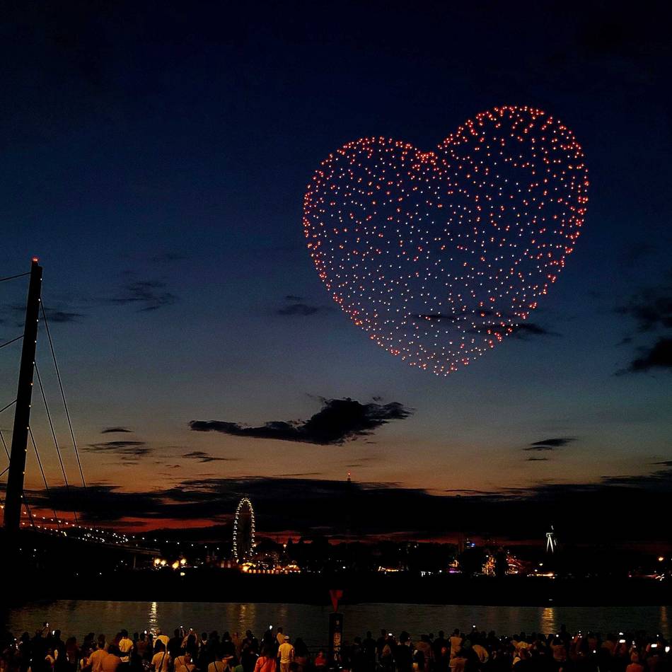 Rheinkirmes Düsseldorf 2025: Das soll sich bei der zweiten Drohnenshow am Freitag ändern