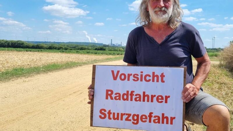 Künftige Vorrangroute nach Grevenbroich: Ein Fahrradweg bei Jüchen, der eigentlich keiner ist