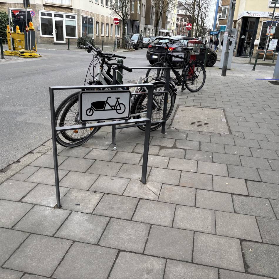 Mobilität in Düsseldorf: Rund 1000 neue Fahrradstellplätze für Düsseldorf