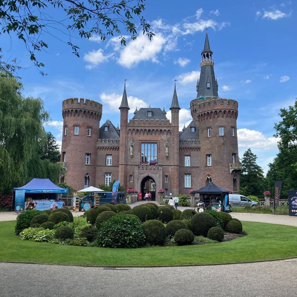 Neues Festival auf Schloss Moyland: So schön startet das Mooiage-Festival