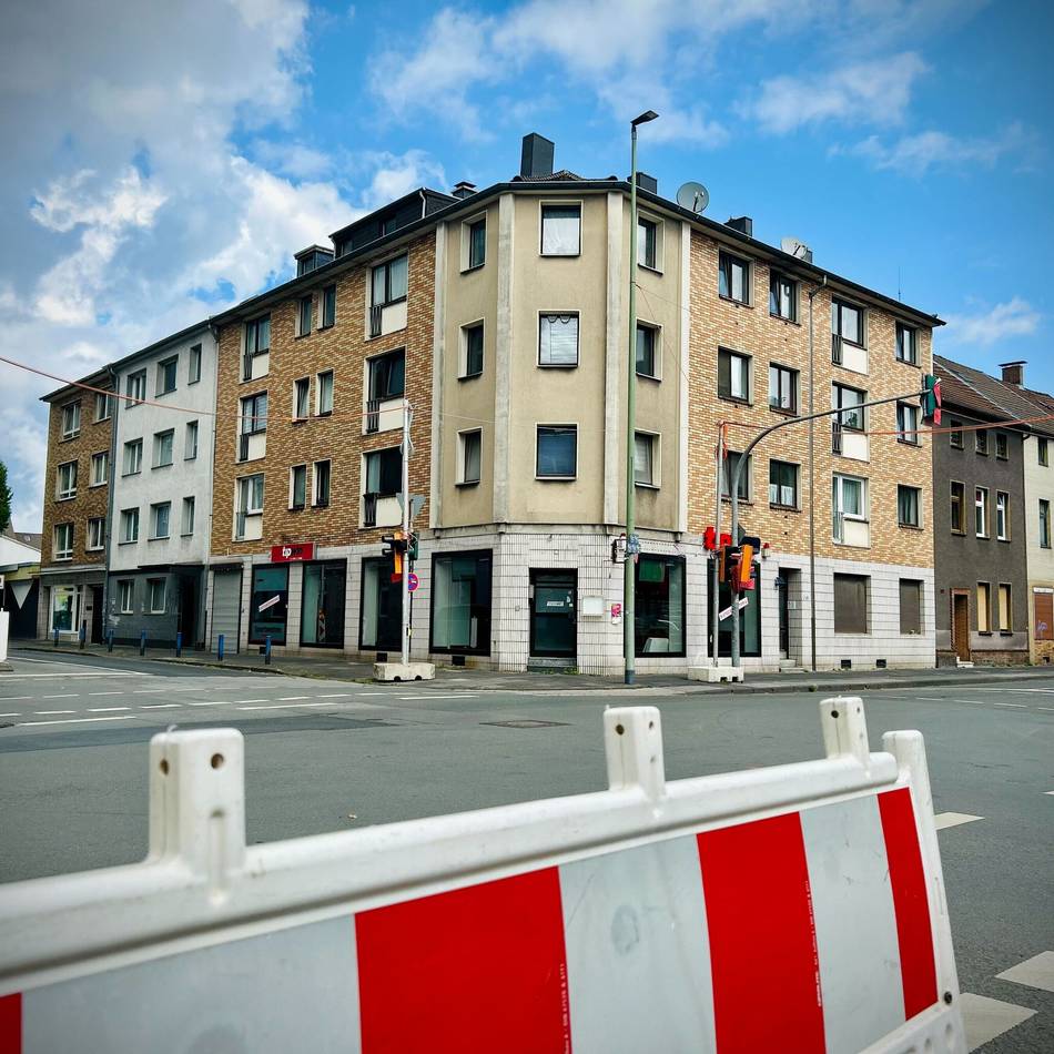 Im Duisburger Süden: 35-Jähriger in Schönheitssalon niedergestochen – Polizei fasst Verdächtigen