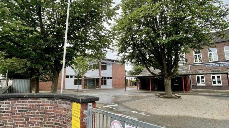 Im Ortskern von Mönchengladbach-Windberg: Kritik am Umbau der Annaschule – „da entsteht ein Monster“