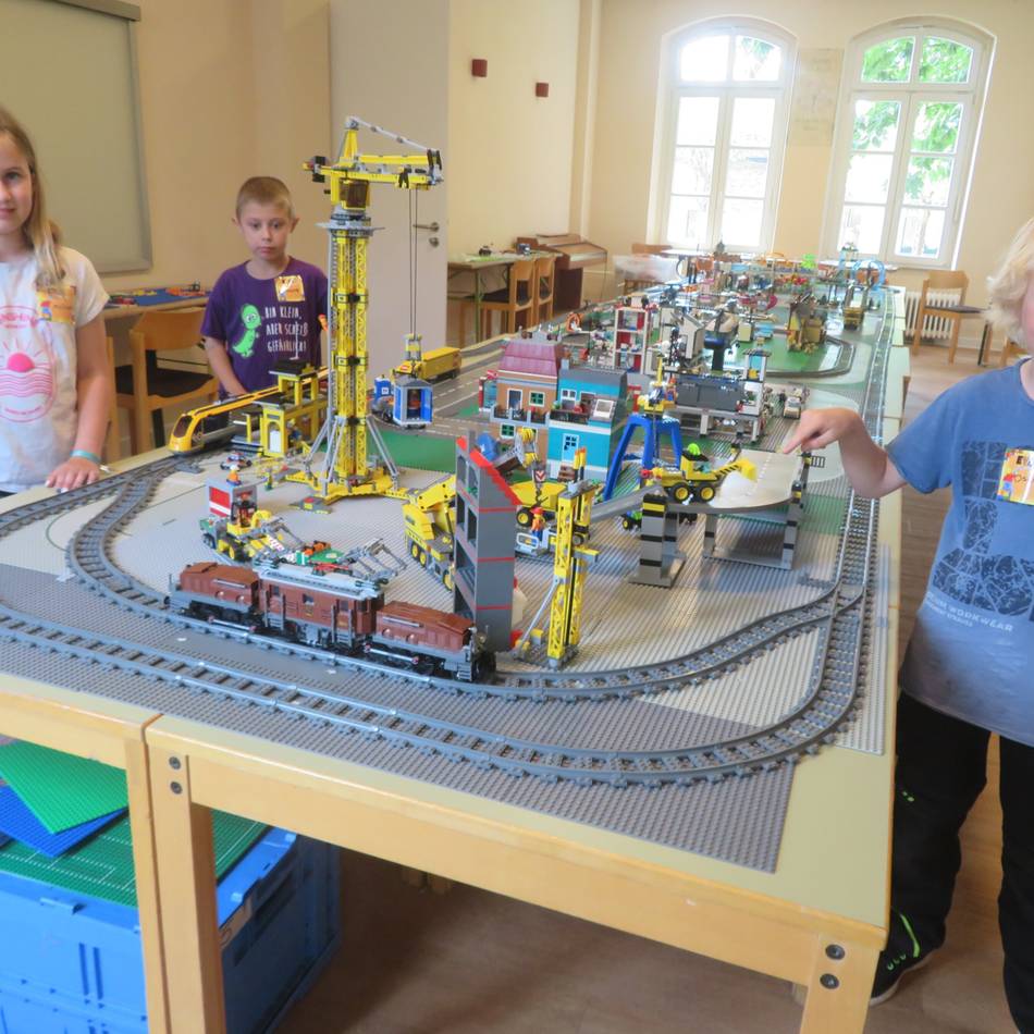 Lego-Tage in Sonsbeck: Kinder bauen eine Stadt