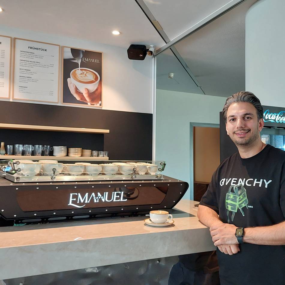 Bistro-Küche und Kultur-Angebote: Das bietet das neue Café Emanuel am Seestern in Düsseldorf