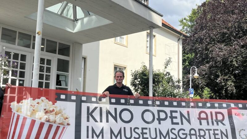 Drei Spätsommer-Wochenenden: Der Goli-Verein bietet wieder Freiluftkino im Gocher Museumsgarten
