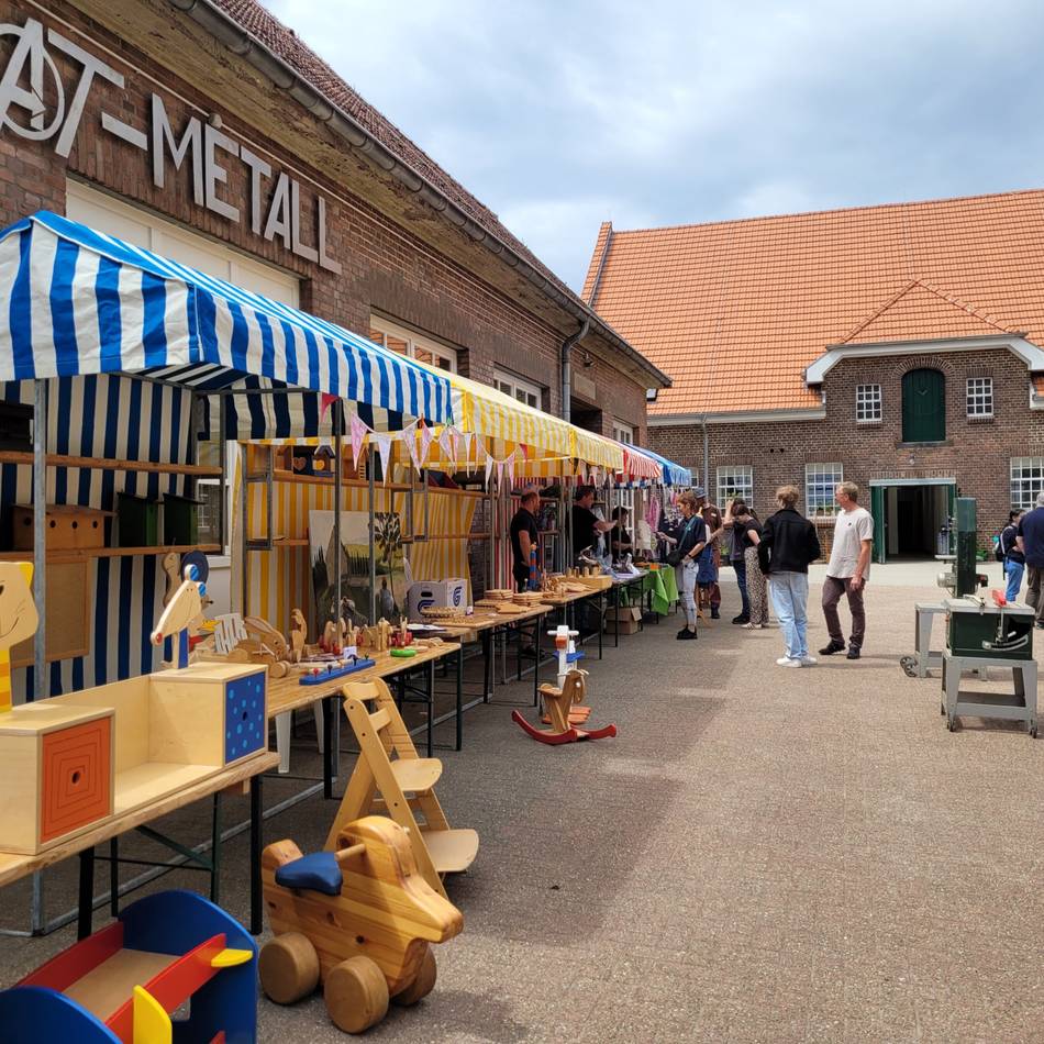 LVR-Klinik in Bedburg-Hau: Information, Begegnung und Mitmachaktionen beim Sommerfest