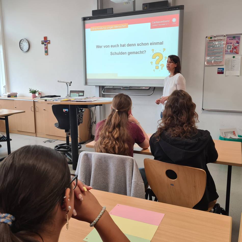 Tipps im Umgang mit Finanzen: „Money-Check“ an der Liebfrauen-Realschule Geldern