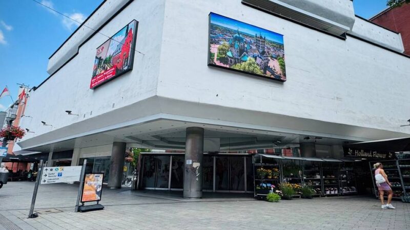 Ideen für bekanntes Gebäude: Zieht ein Kinder-Freizeitpark in die Neusser Kaufhof-Immobilie?