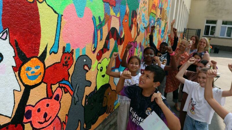 Kunstprojekt mit Schülern in Leverkusen: „Wir wollten unsere Schule bunt machen“