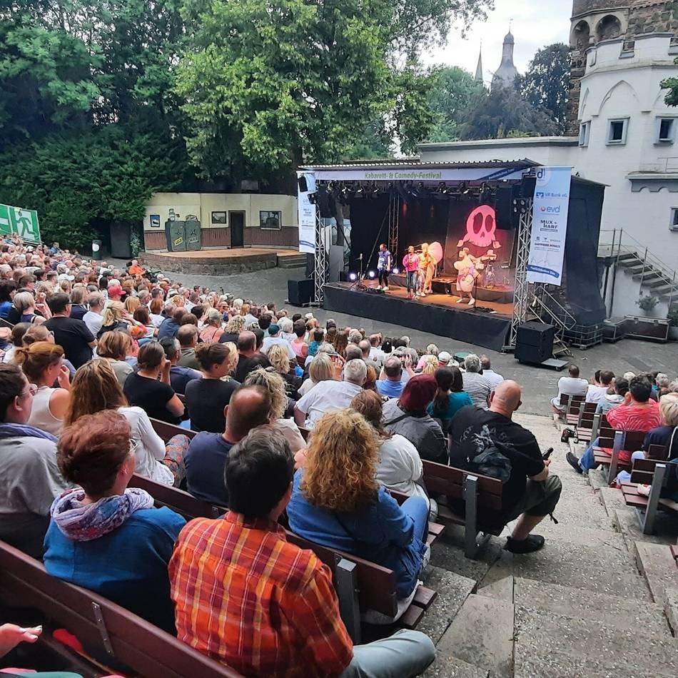 Event in Zons: Comedy-Festival verzeichnet Besucherrekord