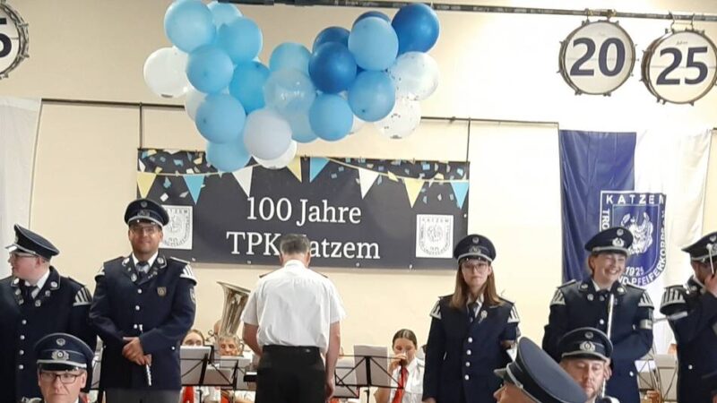 Jubiläum in Katzem: Spielleute blicken auf ein Jahrhundert