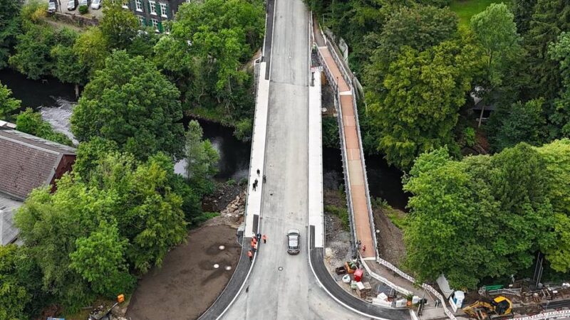 Straßenverkehr in den Wupperorten: Neue Wupperbrücke schon früher freigegeben