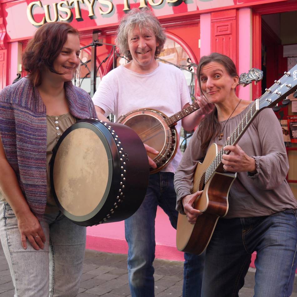 Festival in Wachtendonk: Folk-Fest auf dem Friedensplatz
