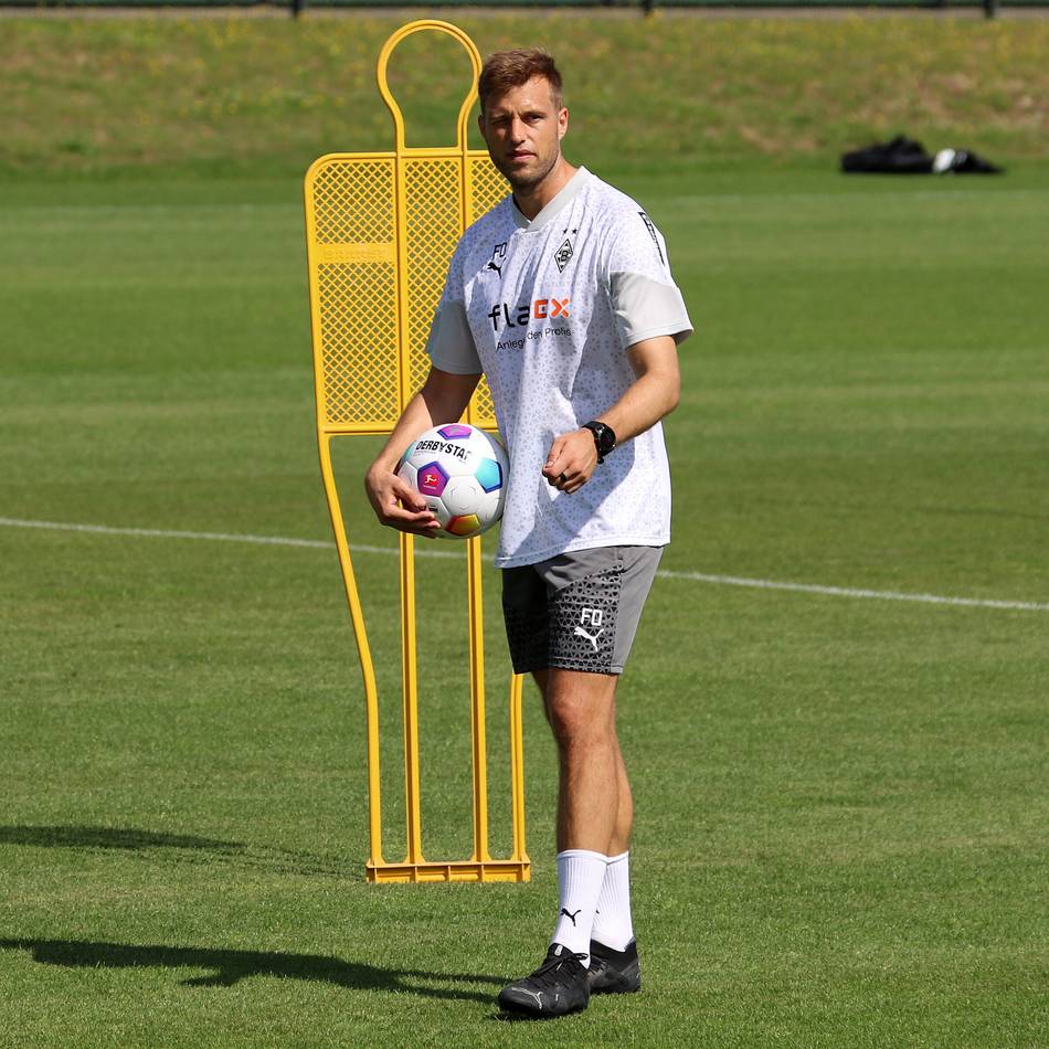 Ex-Borusse: Torwarttrainer Fabian Otte wechselt innerhalb der Premier League