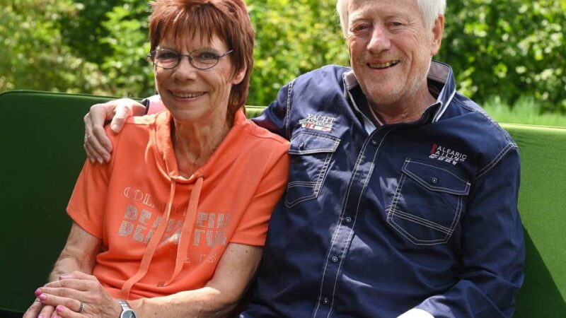 Reiner und Mechthild Holthaus aus Radevormwald feiern Goldhochzeit: Über das Postamt ging’s direkt ins Eheglück