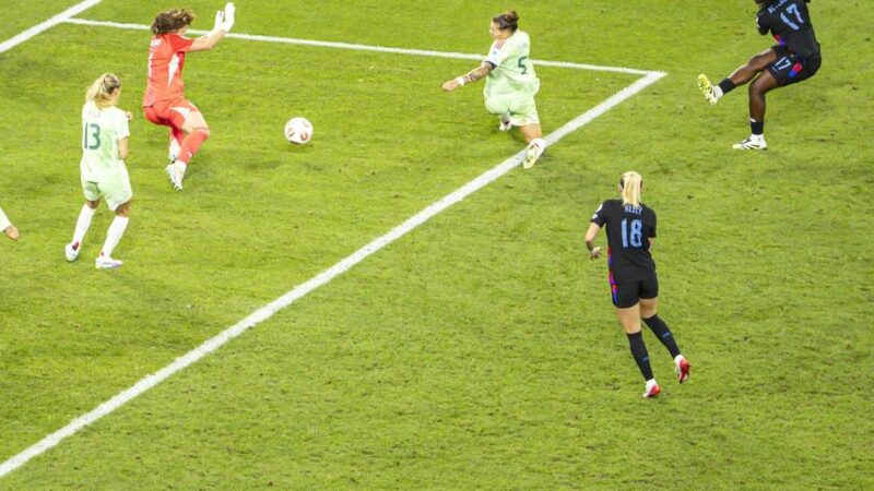 „War es ein Elfmeter?“: Agyemang erlöst England – Italien hadert und vergießt Tränen