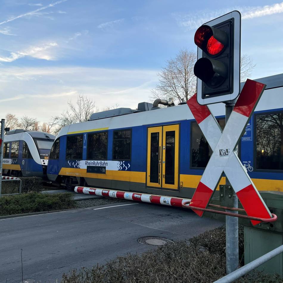 Zug zwischen Xanten und Duisburg: Perspektiven für die RB31 und ein Versprechen