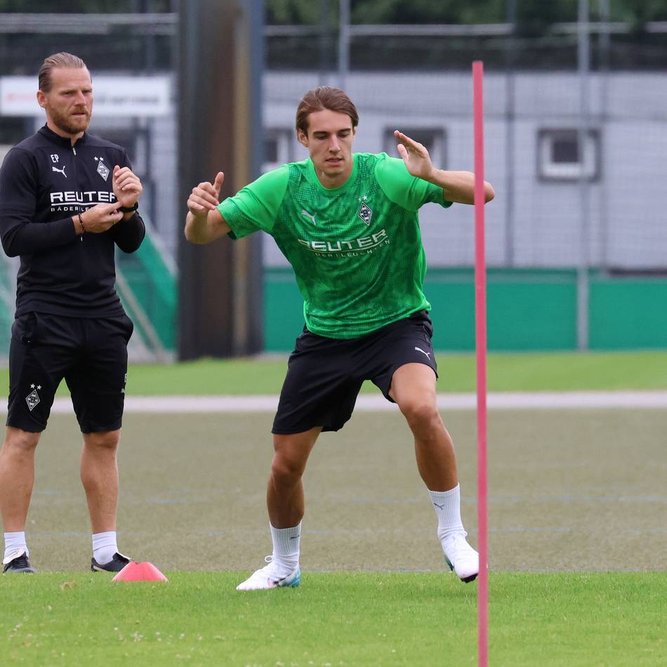 Im Trainingslager und im Testspiel: Florian Neuhaus meldet sich in Gladbachs U23 mit Taten zu Wort