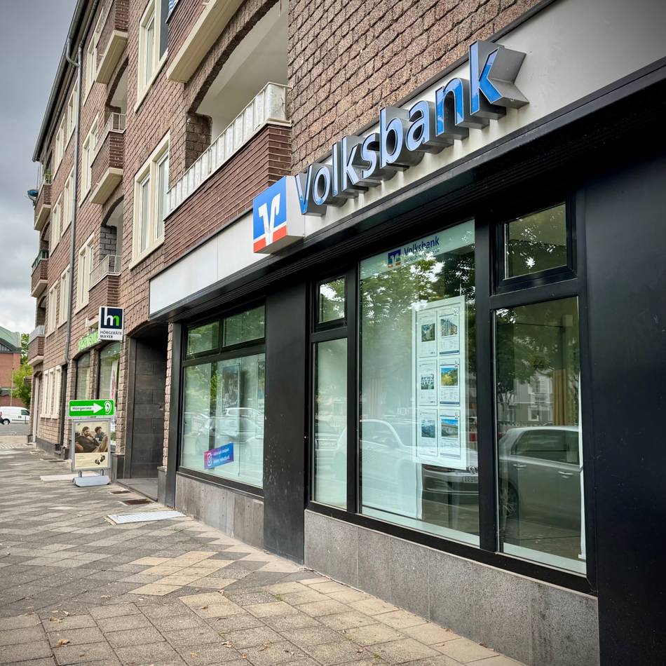 Ärger über Volksbank-Schließung in Neuss: „Die älteren Menschen werden vergessen“