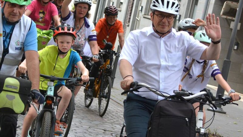 NRW-Radtour und Open-Air-Konzert in Neuss: Mittags radeln, abends rocken!