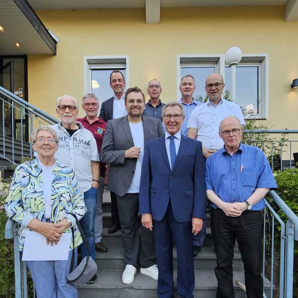 Politik in Radevormwald: CDU ehrt Mitglieder für langjährige Parteizugehörigkeit