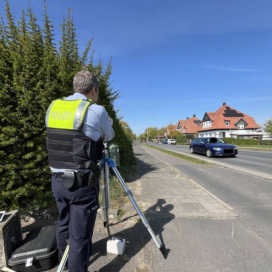Wochenbilanz der Polizei: 216 Verkehrsteilnehmer waren im Kreis Kleve zu schnell unterwegs