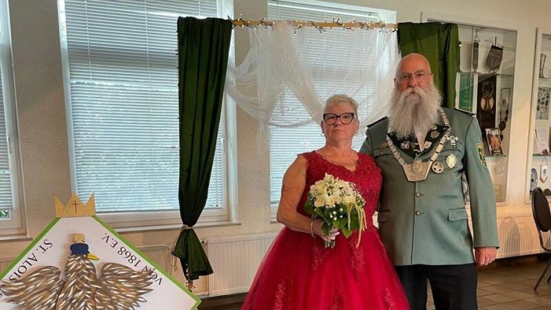 Brauchtum in Dormagen: Stürzelberg schmückt sich fürs Fest