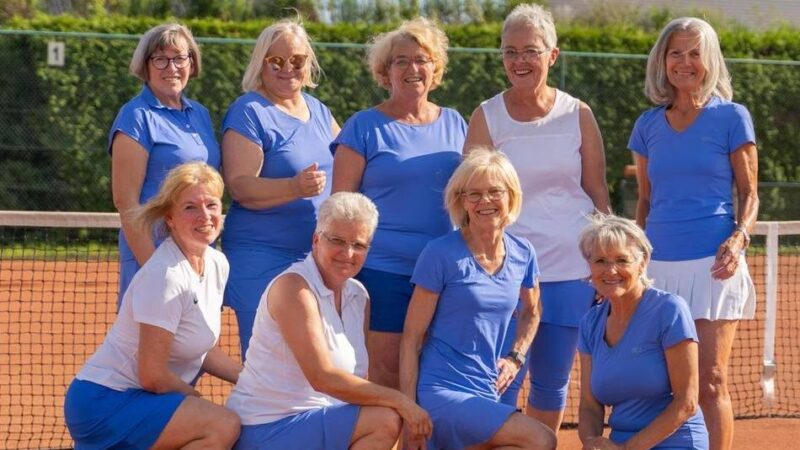 Vier Mannschaften steigen auf: Vluyner Damen 60 gelingt Historisches am Netz