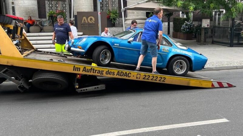 Auf der Mühlenstraße: Hubpoller-Anlage beschädigt Oldtimer für 100.000 Euro – weil das Auto nicht erkannt wurde?