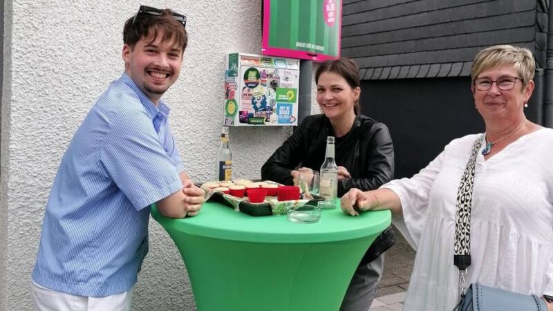 Sommerfest bei Bündnis 90/Die Grünen in Radevormwald: Überparteilicher und offener Austausch für eine lebendige Demokratie