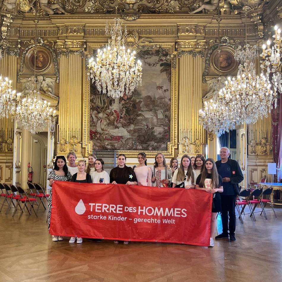 Engagement für Kinderrechte in Neuss: Janusz-Korczak-Schüler machen Bildungsreise nach Lyon