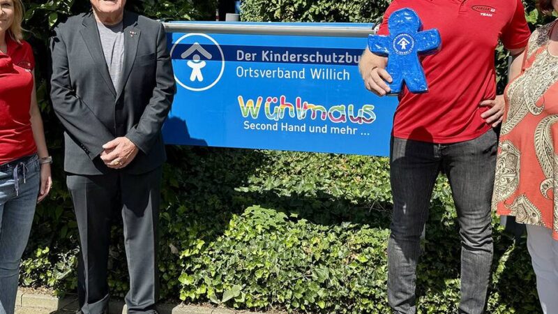 Halle 22 in Willich: Eine Spende zum Jubiläum
