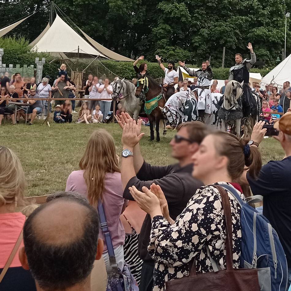 Zeitreise ins Mittelalter: Ritterspektakel auf Schloss Walbeck