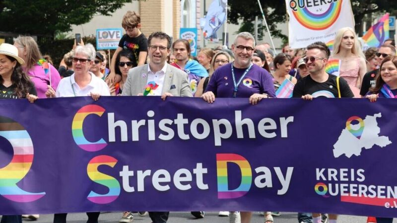 Christopher Street Day in Nettetal: So bunt war der erste CSD in Nettetal