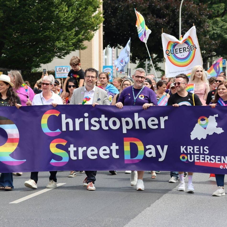 Christopher Street Day in Nettetal: So bunt war der erste CSD in Nettetal