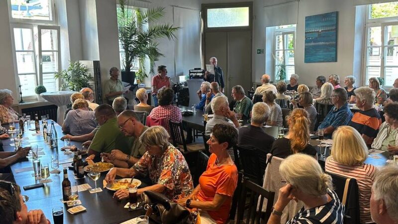 „Platt es cool“ in Meerbusch: Mundart lockt viele Besucher nach Lank-Latum