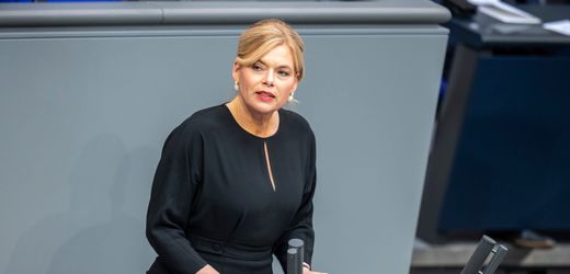 Julia Klöckner: Vergleich von »taz« und »Nius« sorgt für Kritik von der SPD