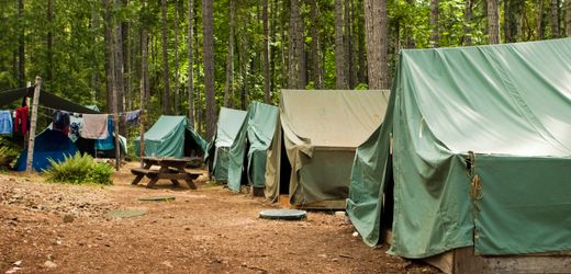 Großbritannien: 76-Jähriger soll Kinder in Feriencamp vergiftet haben