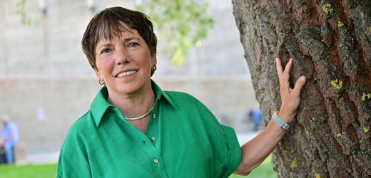 Margot Käßmann über Asyl: »Die Kirchen verschaffen den Behörden mehr Zeit, um eine humanitäre Lösung für Menschen zu finden«