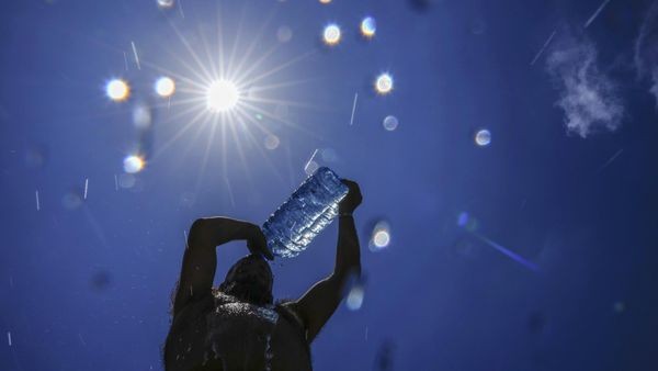 Creme, trinken, Pausen: So gehen Velberter Firmen mit Hitze um