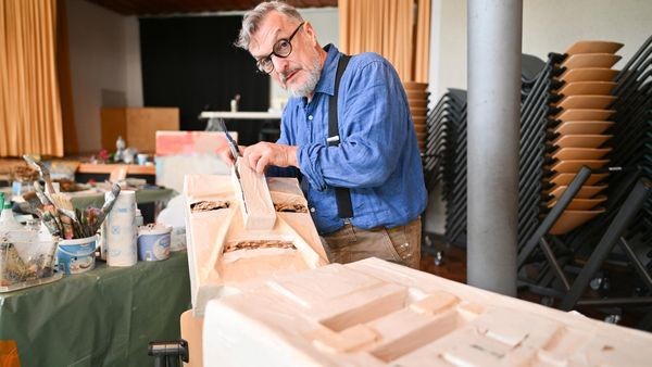 „Es ist Magie“: Riesiger Schutzengel wacht über Velberts Dom
