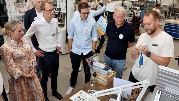 Azubi-Challenge: Politik schlägt Wirtschaft in Velbert