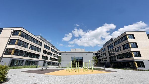 Viele Bilder von Velberts neuer Gesamtschule Waldschlösschen