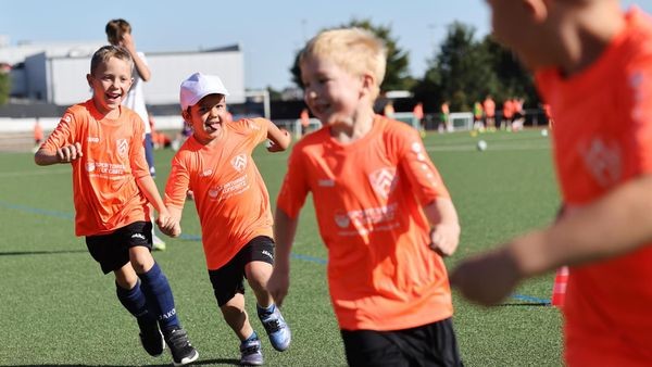 Sommer, Spaß und viele Tore: Fußballcamp in Velbert