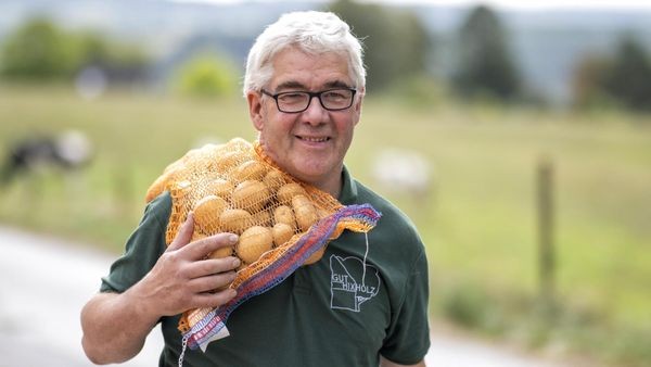 Unberechenbares Wetter: Velberter Landwirte ernten jetzt eher